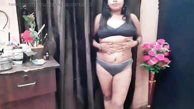 Indian Housewife Huge Boobs 4 - 10 image