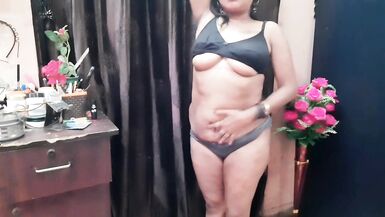 Indian Housewife Huge Boobs 4 - 14 image