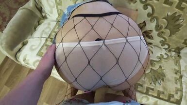 Meine Freundinnen herrlichen Arsch POV. Reife Lesbe mit Strap-on liebt ficken kurvige MILF doggy style. Großer Arsch Kompilation. PAWG. Heimfetisch. Amateur. - 2 image