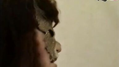 MILF sexy, en chaleur, aimant le sexe, avec une chatte chaude et humide dans la scène 04 du film La tettona dal pelo folto - 3 image