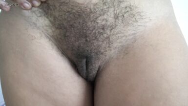 Hairy Amateur Stepmom Shows Her Pussy To Stepson