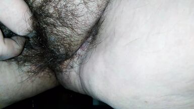 Marriage slut filmed jerking off She didn't notice - 1 image