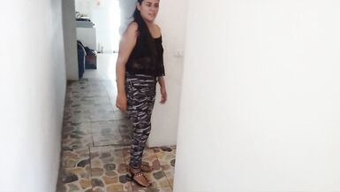 JE BAISE AVEC UN INCONNU DANS MA MAISON PENDANT QUE MA FEMME EST AU TRAVAIL. - 2 image
