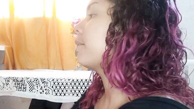 Le ayudo a mi hermanastra hacer una tarea pero ella con su vestido sexy me provoca - Parte 1 - 6 image