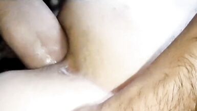 Big beautifully spreads sexy wife's holes - 14 image