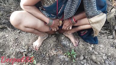 Bhabhi ki khet me chufayi, la femme au foyer indienne fait lamour sur le terrain. - 6 image