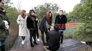 Chinesa Femdom Trample Crush Piss - 2 image
