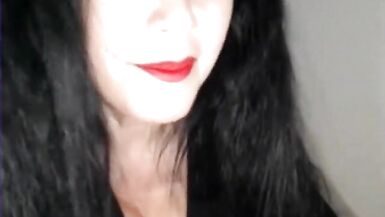 Ma MILF Exposée mamie en bas Gros seins