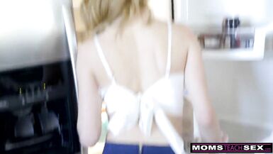 MomsTeachSex - Hot Mom Caught With StepSiblings In Threesome! S8:E6 - 5 image