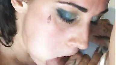 Kali Ryder et son bain BJ - 4 image