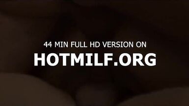 Nympho Model Milf Loves Surprise Cumshot From Son - 4 image