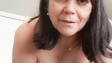 chatting with my stepson and he tells me what he would like me to do to him sexually - 2 image