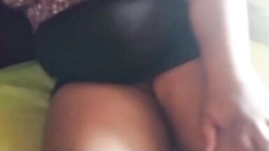 My friend's wife shows me her pussy and ends up sucking my dick - 8 image