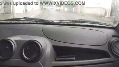 Motorista de Uber gozou na boca da passageira que pagou a corrida com boquete - Completo no RED e no Sheer - 8 image