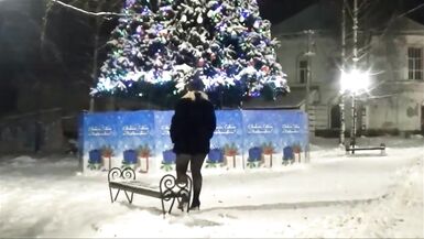 New Year's Eve night walk in nylon tights without a skirt - 2 image