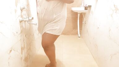 Cold water bath of milf