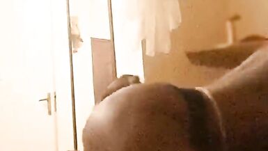Sexy ebony milf gets cum on ass after riding bbc - 3 image