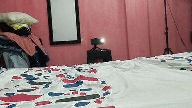 installer des cams et filmer comment un autre homme baise ma chatte en levrette pour le montrer à mon mari cocu. - 3 image