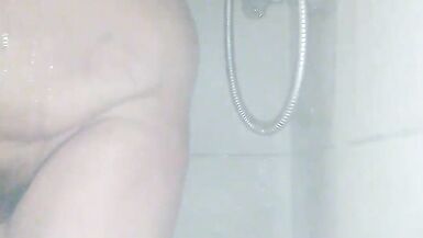 The marriage slut Carmen in the shower - 10 image