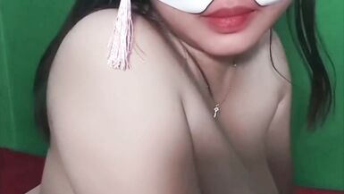 The wiggle of my girlfriend's ass that makes her squirt