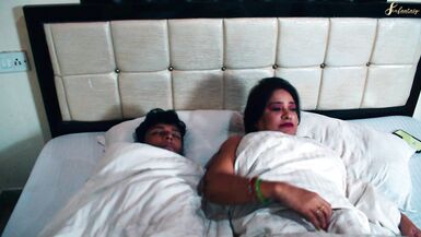 Indian Bhabhi Seduced Her Inexperienced Devar to Enjoy Her Big Boobs - 4 image