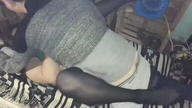 My girlfriend's whore asks me to fuck in missionary, we record with the cell phone - 10 image
