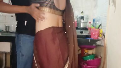 Jija ji ne Sali ko wife samja ke gand ko touch kiya - 5 image