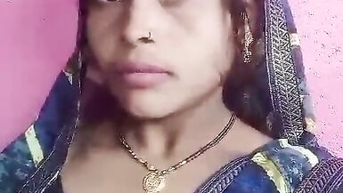 Primeiro vídeo de apresentação da mulher sexy Desi - 4 image