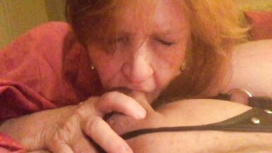 Grannys Throwback Suck and Lick Orals - 2 image