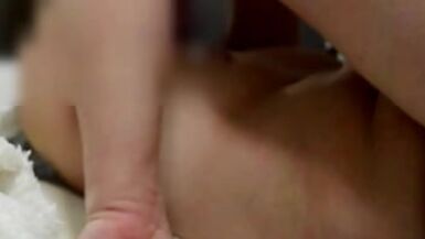 Japanese married woman having sex moaning and cumming