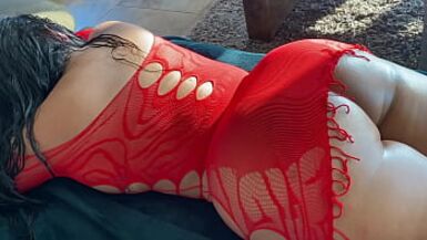 Madrastra se deja penetrar despues de masaje erotico de su hijastro