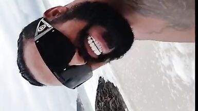 OS BASTIDORES DE UM DIA MARAVILHOSO NUMA PRAIA DE NUDISMO, XANDELLE E A FADA DO MEL - 7 image