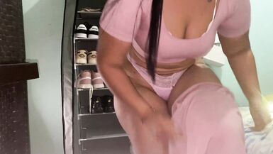 I SEE MY STEPMOTH'S ASS AND VAGINA IN THE MIRROR - 14 image