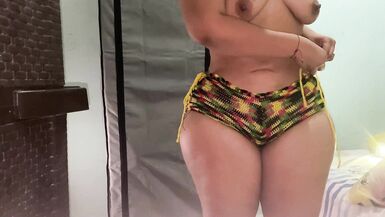 VOLUPTUOUS LADY OILING HER BBW ASS - 11 image
