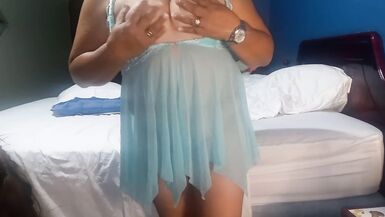 Mature milf is recorded masturbating and putting a dildo in her tight pussy