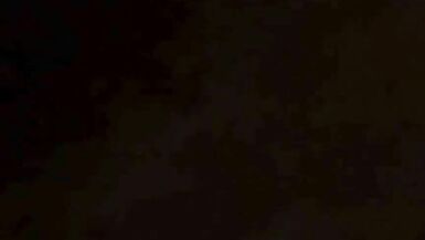 Fellation pendant que le mari est au travail