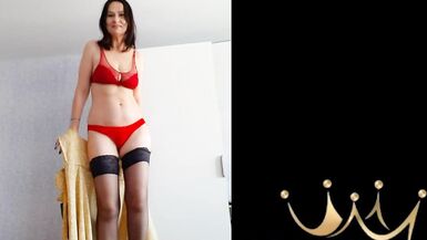 MILF on a chair rocks in stockings - 4 image