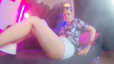 Cool solo masturbation from a juicy pussy orgasm - 2 image