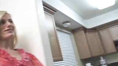 A superb blonde MILF got her face covered with warm cum - 3 image
