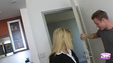 A desirable MILF misses her flight but gets to make porn and get a facial - 2 image