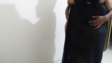 Mis amigos caliente mamá me seduce con ropa sexy y gestos y quiere que me la folle entonces yo le ayudo con follar duro - 11 image
