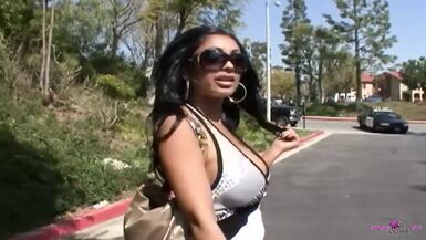 She Kept on Squirting as the Hot White Man Pounded Her Tight Cunt