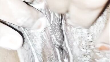 Hintli Sıcak Deshi Bhabhi banyo yapıyor - 7 image