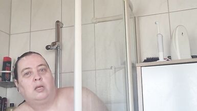 Quem quer tomar duche comigo - 7 image