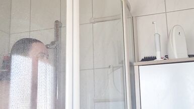 Who wants to shower with me???