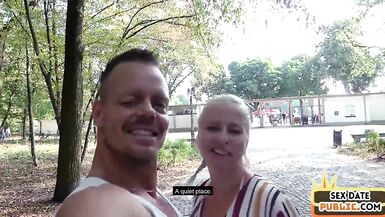 Público amateur MILF follada al aire libre después de casting por sexo fecha - 2 image
