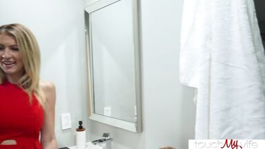 Surprendre ma femme en chaleur avec la baise de notre agent immobilier !