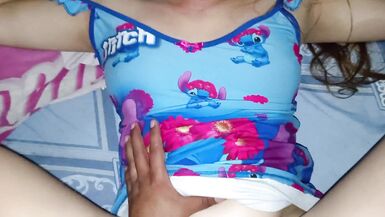 La belle-mère, fatiguée que son beau-père ne la baise pas, va dans la chambre de son beau-fils à la recherche de bites. - 13 image