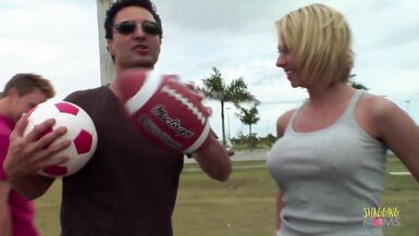 Football player goes home with her coach to have sex - 2 image