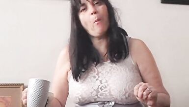 a madrasta a seduzir um homem inexperiente como uma prostituta - 8 image